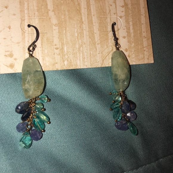 NEW Beautiful Stone Drop Earrings - Picture 2 of 5